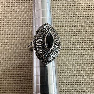 Vintage Onyx & marcasite ring, sterling silver setting, Size 6